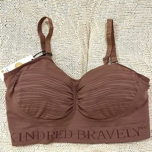 NWOT Kindred Bravely Sublime Hands Free Pumping Bra